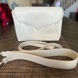 Mina Baie Bone Audrey